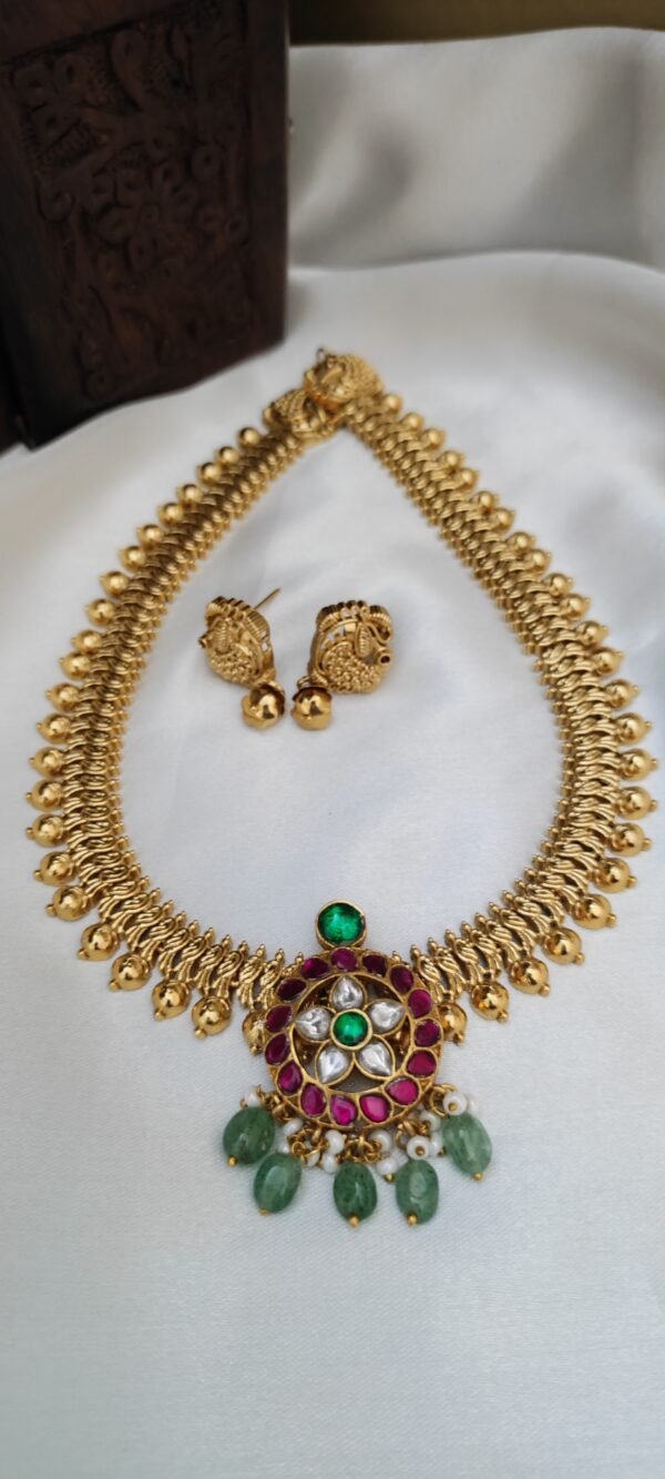 Jadau Kundan Antique neckset