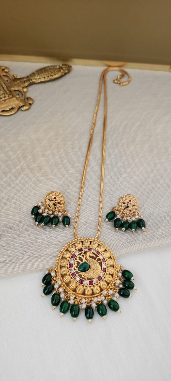 Peacock Pendant Set with Pumpkin Beads