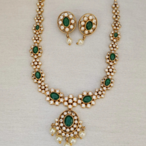 Uncut Stone Neck Green