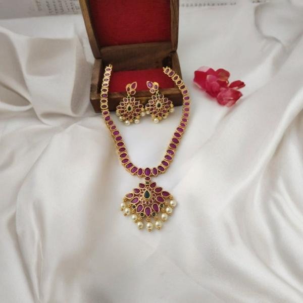 Antique Kundan Haram